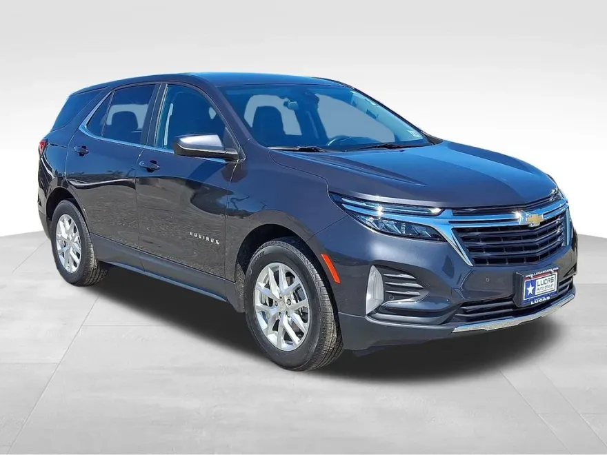 2022 Chevrolet Equinox LT photo 1