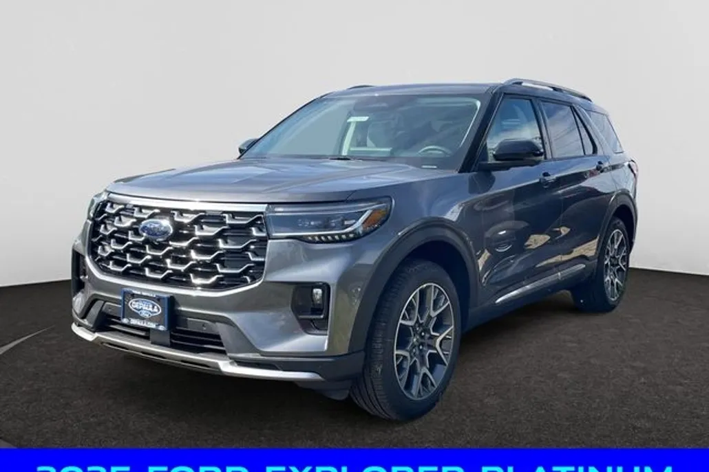 2025 Ford Explorer Platinum photo 1