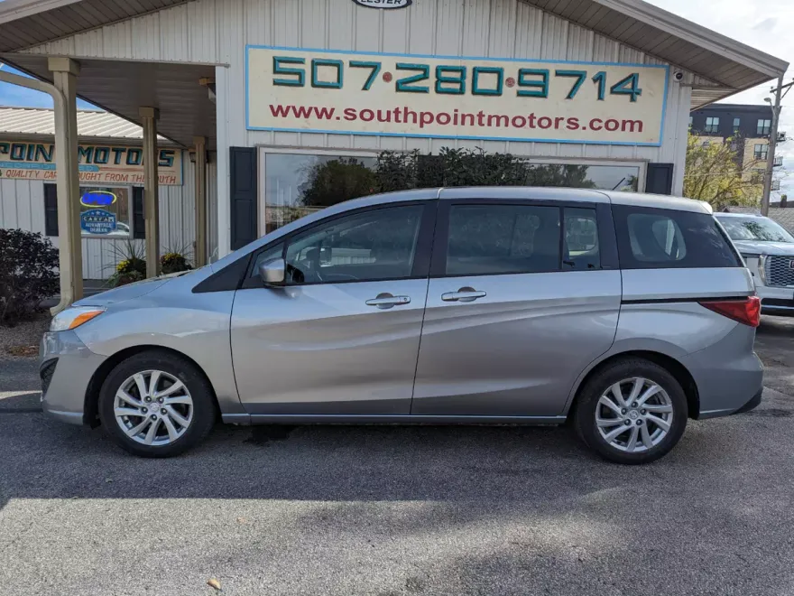 2012 Mazda Mazda5 Sport photo 1