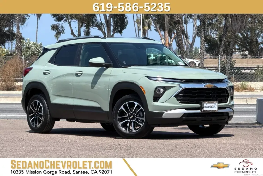 2026 Chevrolet Trailblazer LT photo 1