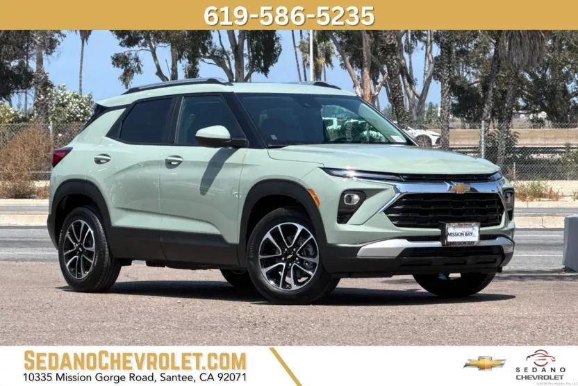2026 Chevrolet Trailblazer LT photo 1
