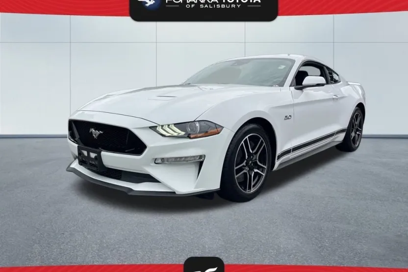 2022 Ford Mustang GT Premium photo 1