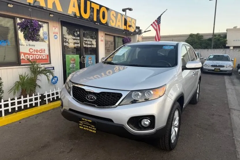 2011 Kia Sorento EX photo 1
