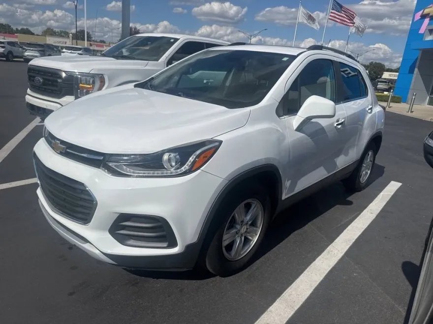 2019 Chevrolet Trax LT photo 1