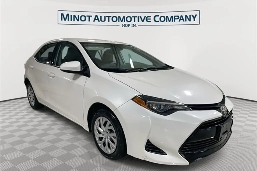 2019 Toyota Corolla XLE XSE photo 1