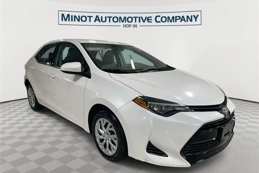 2019 Toyota Corolla XLE XSE photo 1