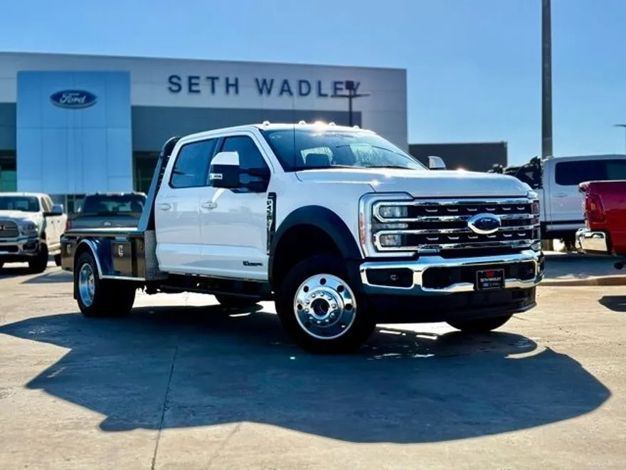 2023 Ford F-450 photo 1