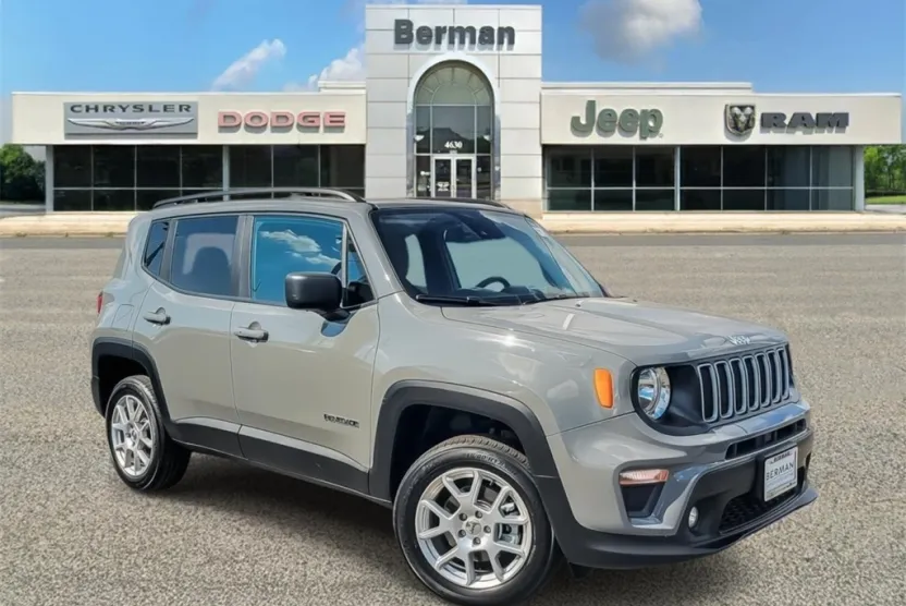2022 Jeep Renegade Latitude photo 1