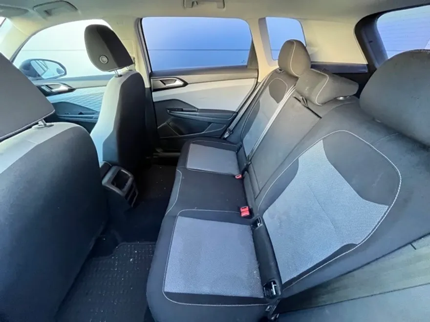 2022 Volkswagen Taos S photo 1
