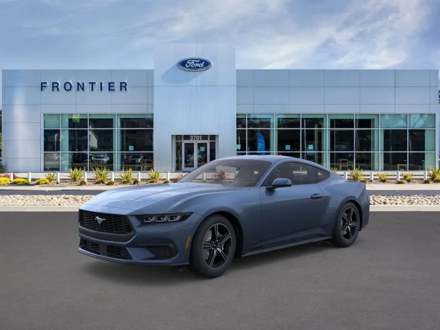 2025 Ford Mustang EcoBoost photo 1