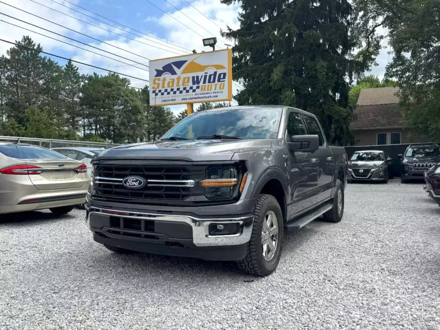 2024 Ford F-150 XLT photo 1