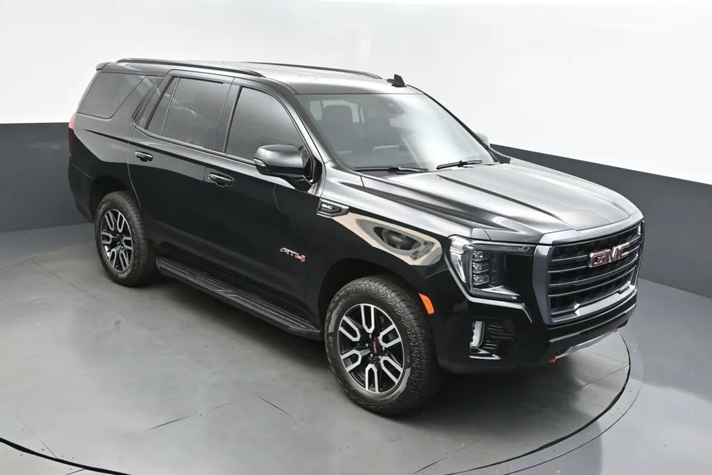 2023 Gmc Yukon AT4 photo 1