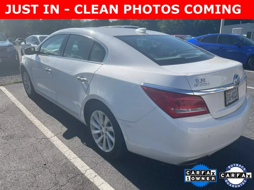 2015 Buick LaCrosse Leather photo 1