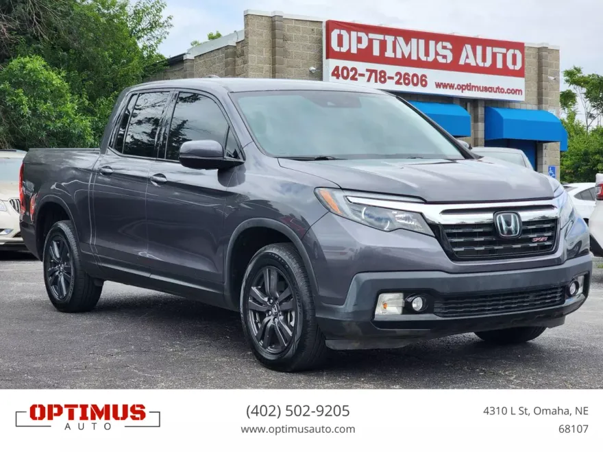 2020 Honda Ridgeline Sport photo 1