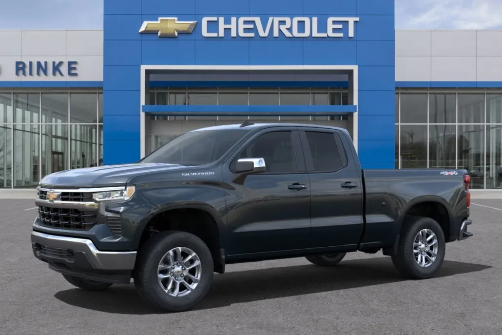 2025 Chevrolet Silverado 1500 LT photo 1