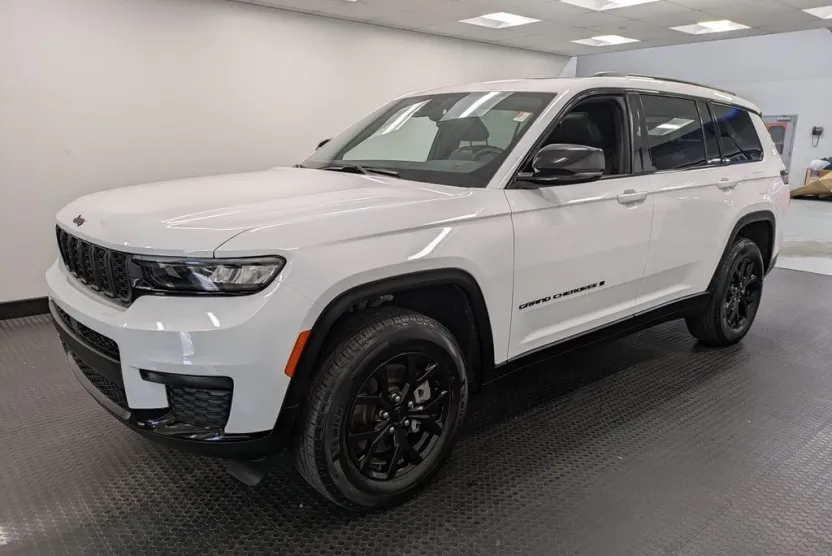 2024 Jeep Grand Cherokee Altitude X photo 1