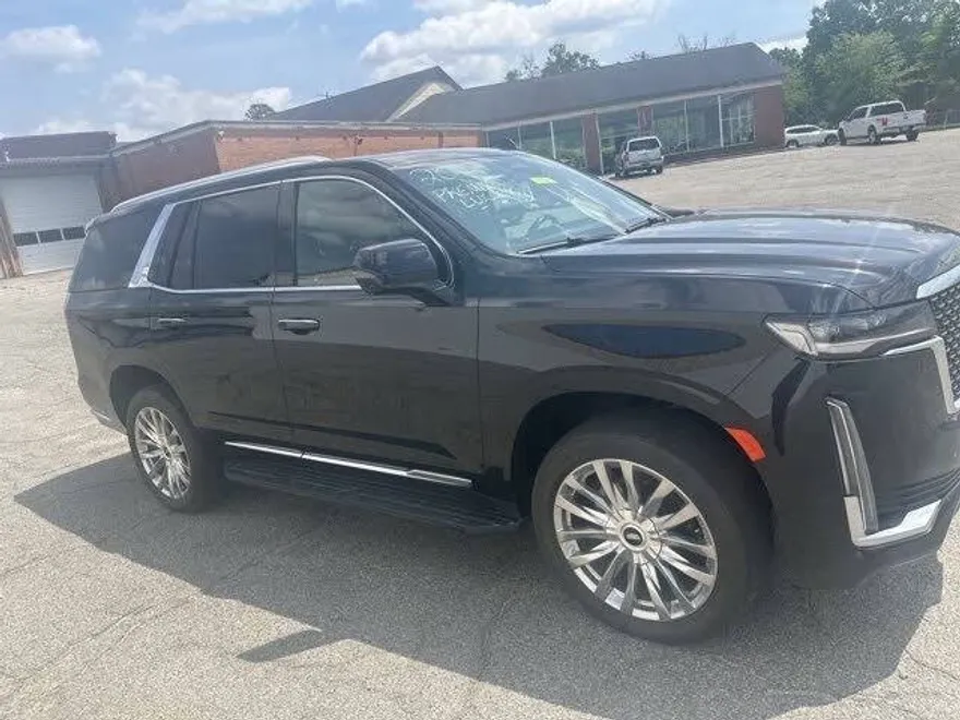 2023 Cadillac Escalade Sport photo 1