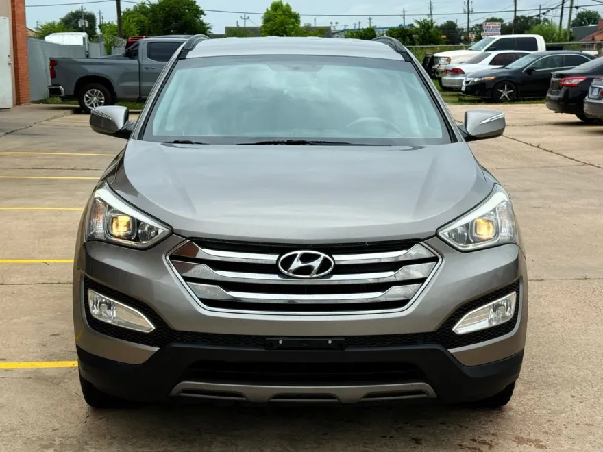 2014 Hyundai Santa Fe 2.0T Sport photo 1