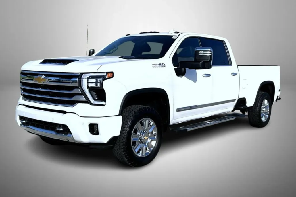 2024 Chevrolet Silverado 3500HD High Country photo 1