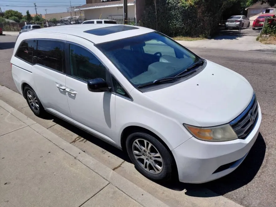2012 Honda Odyssey EX-L photo 1
