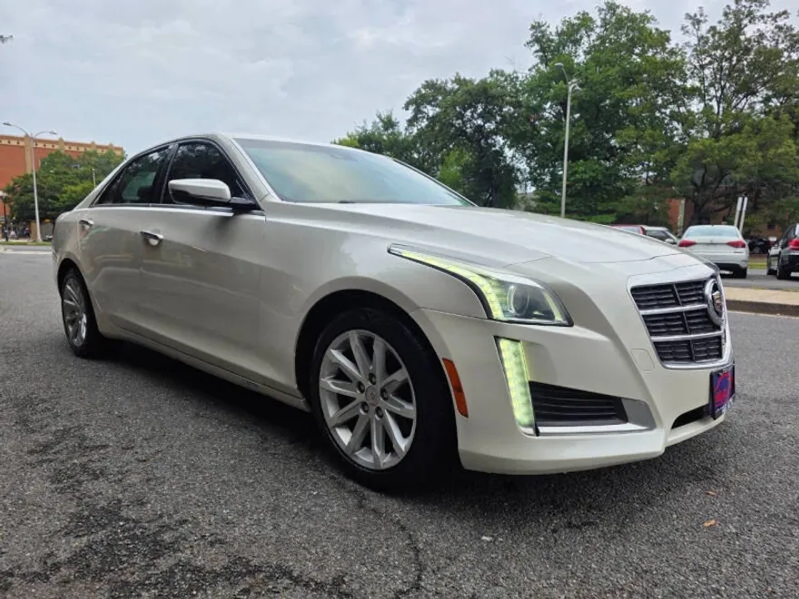 2014 Cadillac CTS Luxury photo 1