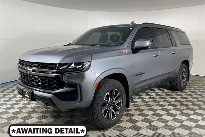 2022 Chevrolet Suburban Z71 photo 1