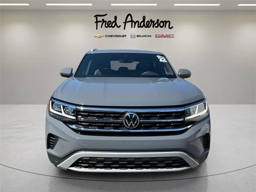 2022 Volkswagen Atlas Cross Sport SEL photo 1