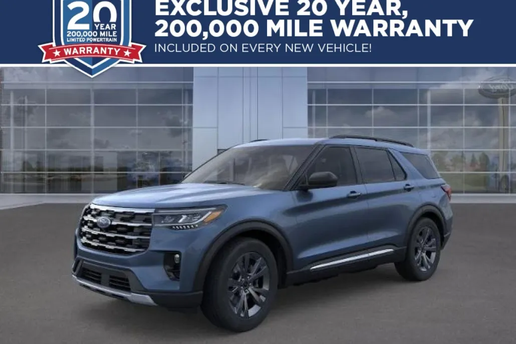 2025 Ford Explorer photo 1