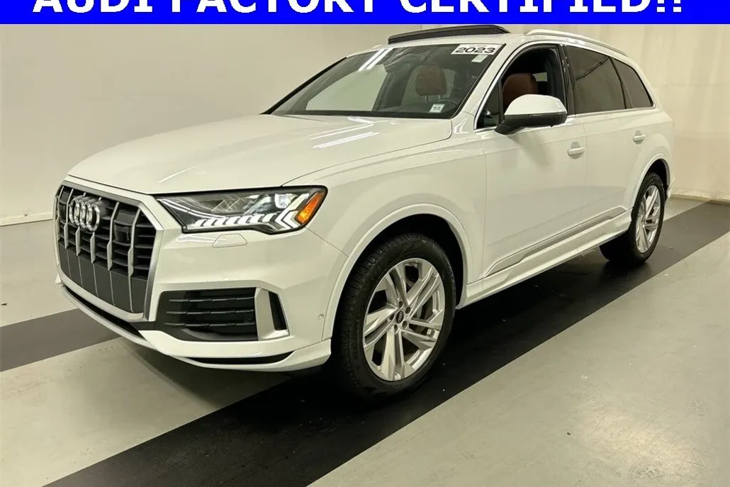 2023 Audi Q7 45 Premium Plus photo 1