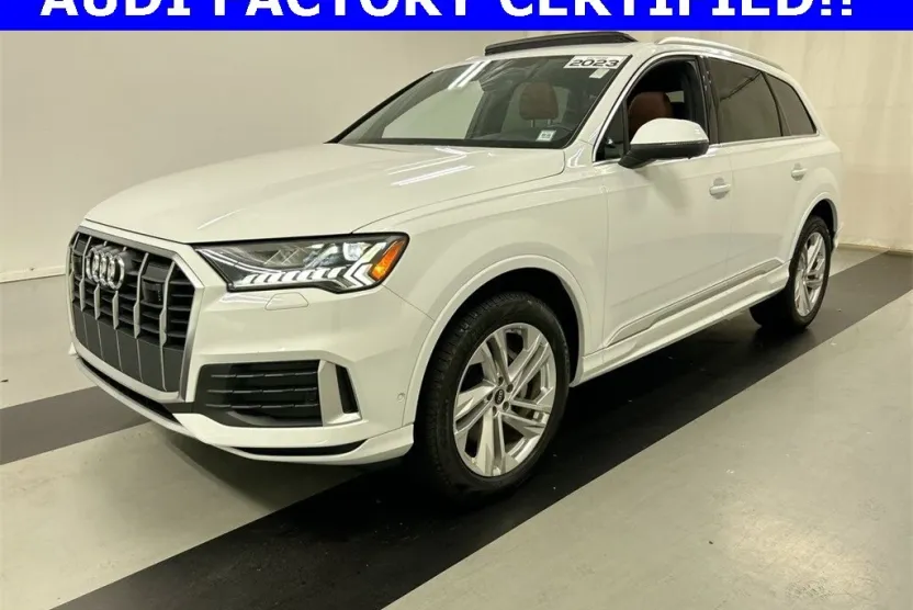 2023 Audi Q7 45 Premium Plus photo 1