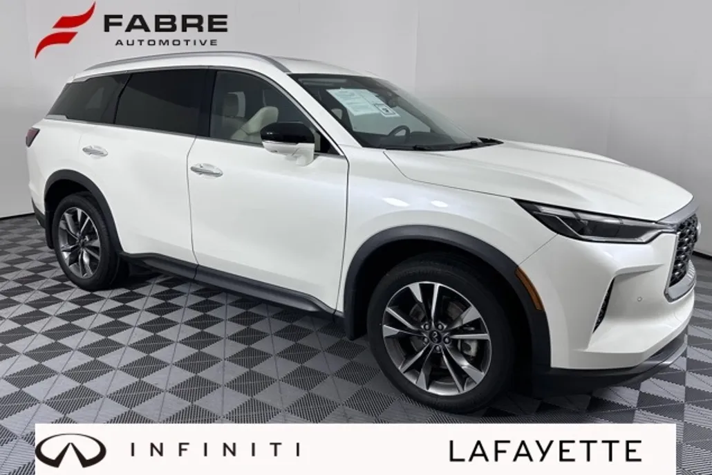 2022 Infiniti QX60 Luxe photo 1