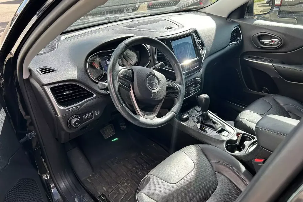 2019 Jeep Cherokee Limited photo 1