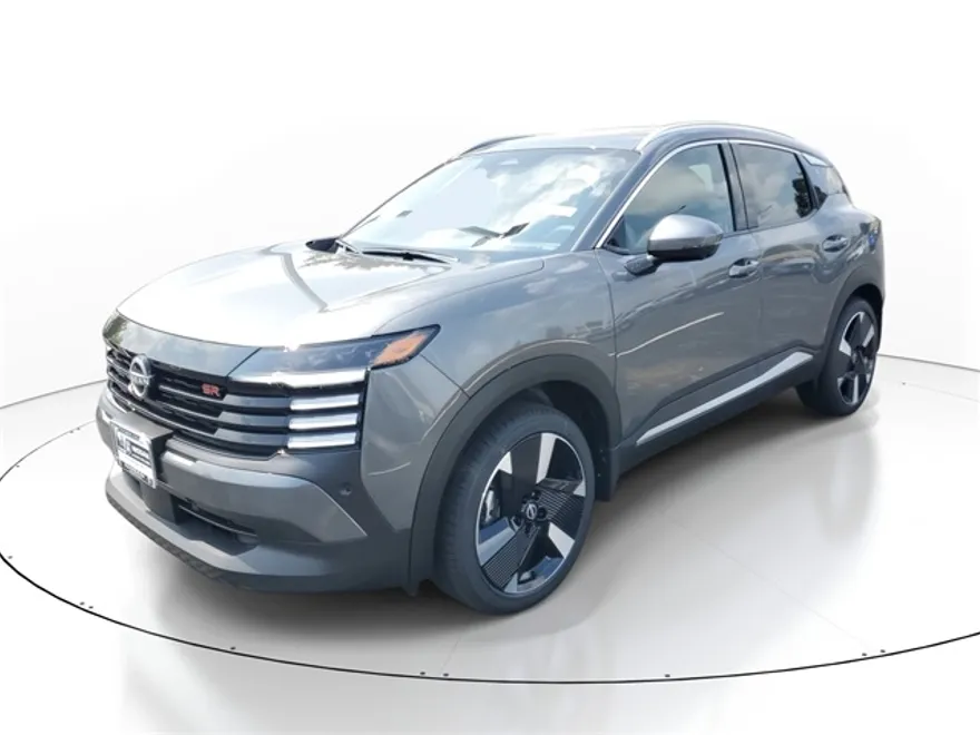 2025 Nissan Kicks SR photo 1