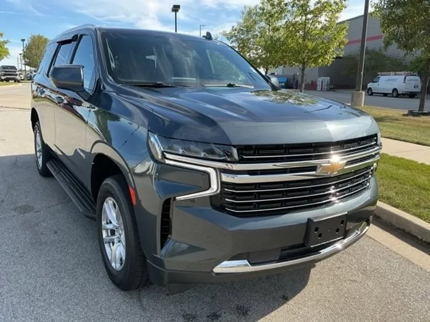 2021 Chevrolet Tahoe LT photo 1