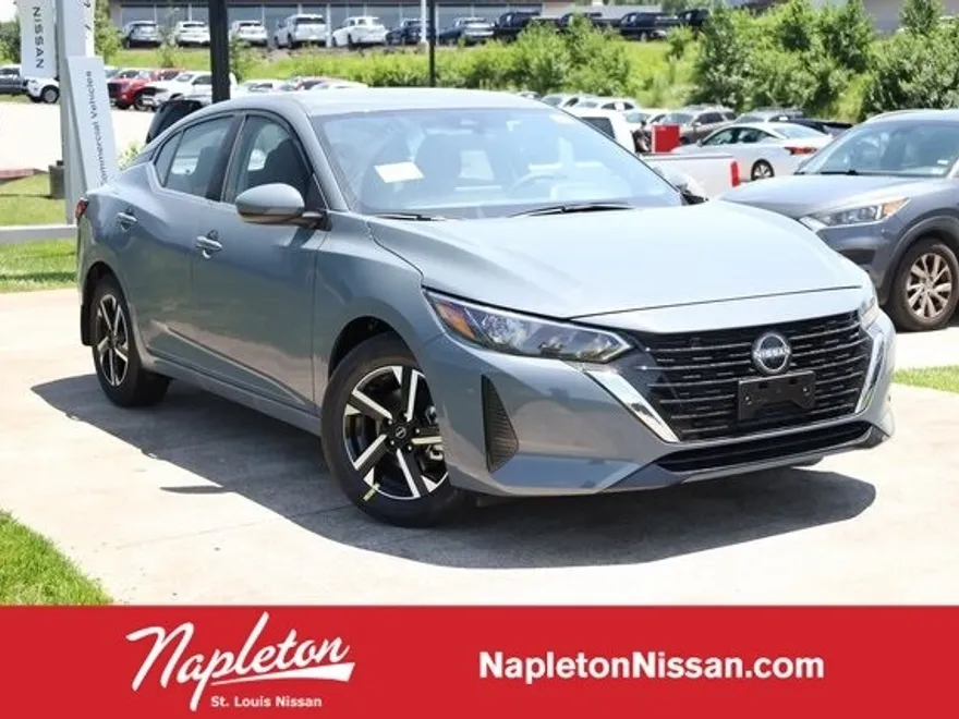 2025 Nissan Sentra SV photo 1