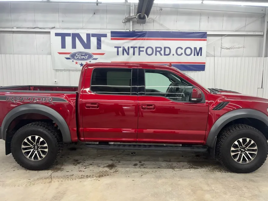 2019 Ford F-150 Raptor photo 1