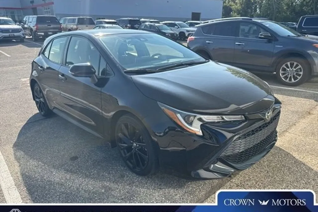 2021 Toyota Corolla SE Nightshade Edition photo 1
