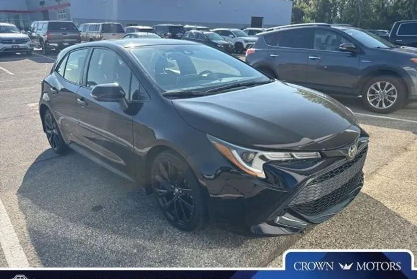 2021 Toyota Corolla SE Nightshade Edition photo 1