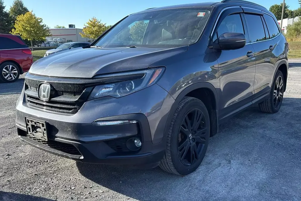 2022 Honda Pilot Special Edition photo 1