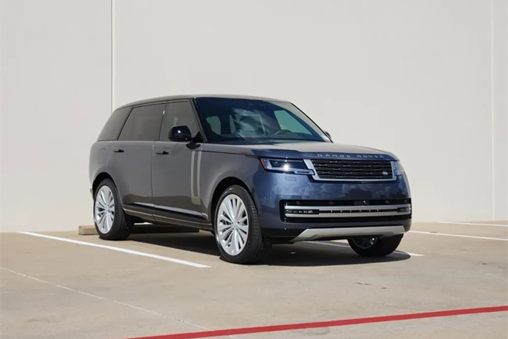 2025 Land Rover Range Rover SE photo 1