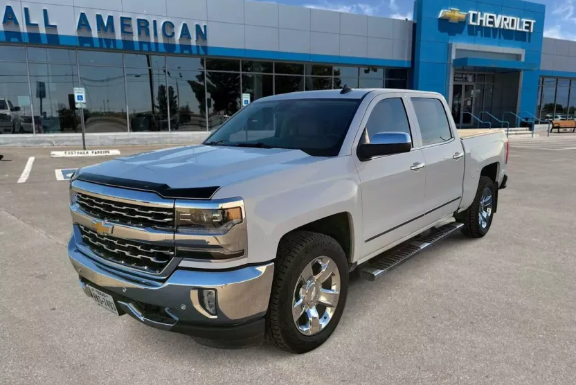 2018 Chevrolet Silverado 1500 LTZ photo 1