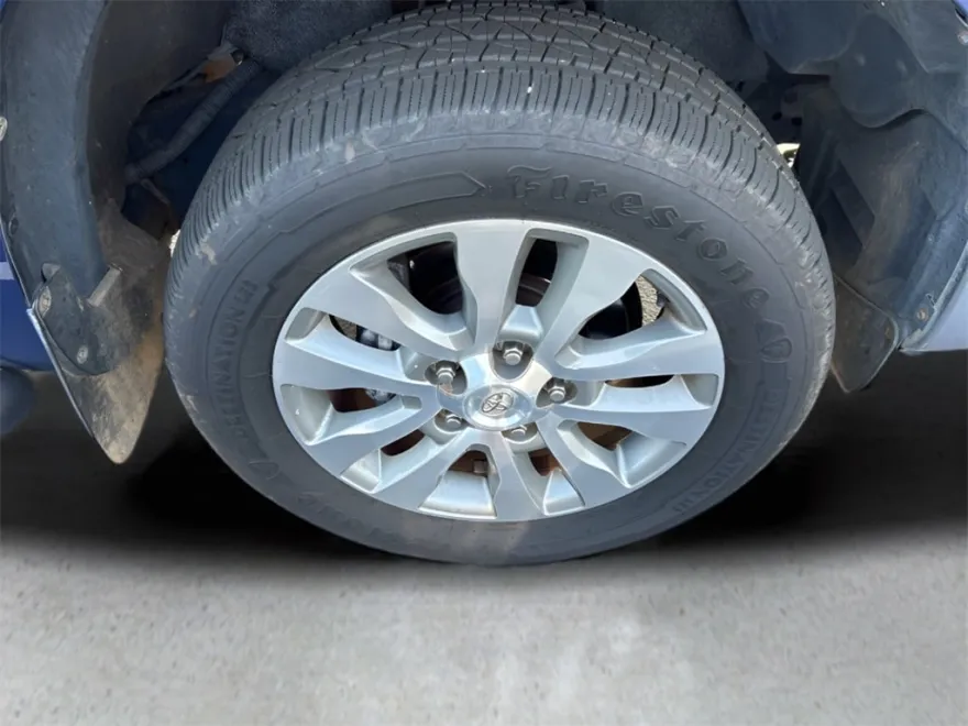 2014 Toyota Tundra Limited photo 1