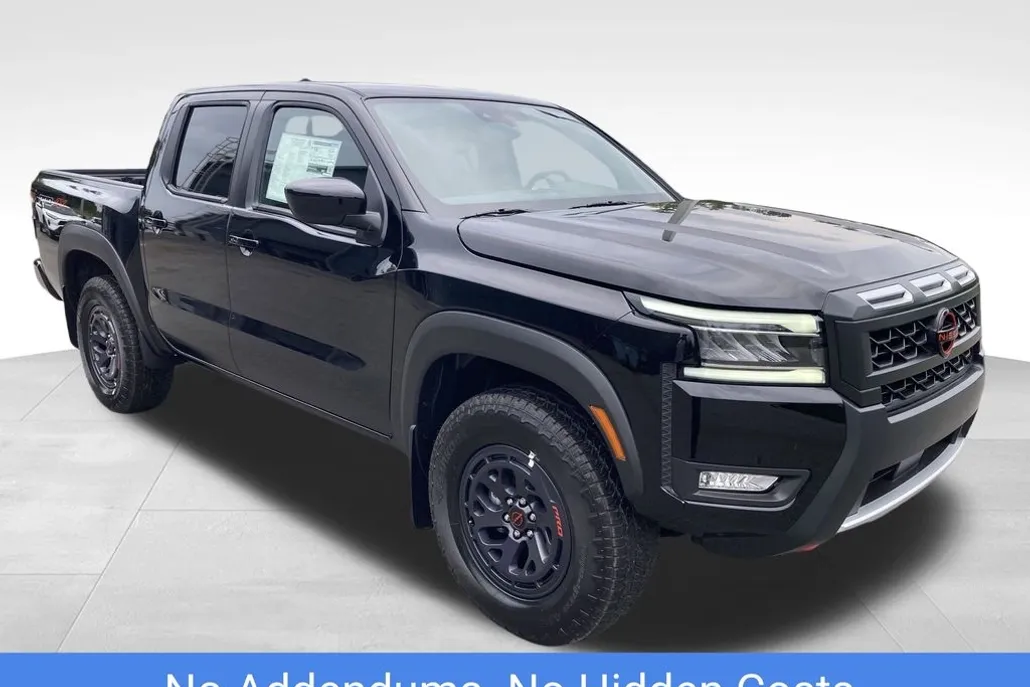 2025 Nissan Frontier Crew Cab PRO-4X photo 1