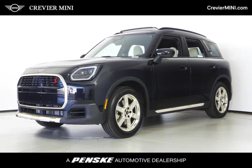 2025 Mini Countryman S ALL4 photo 1