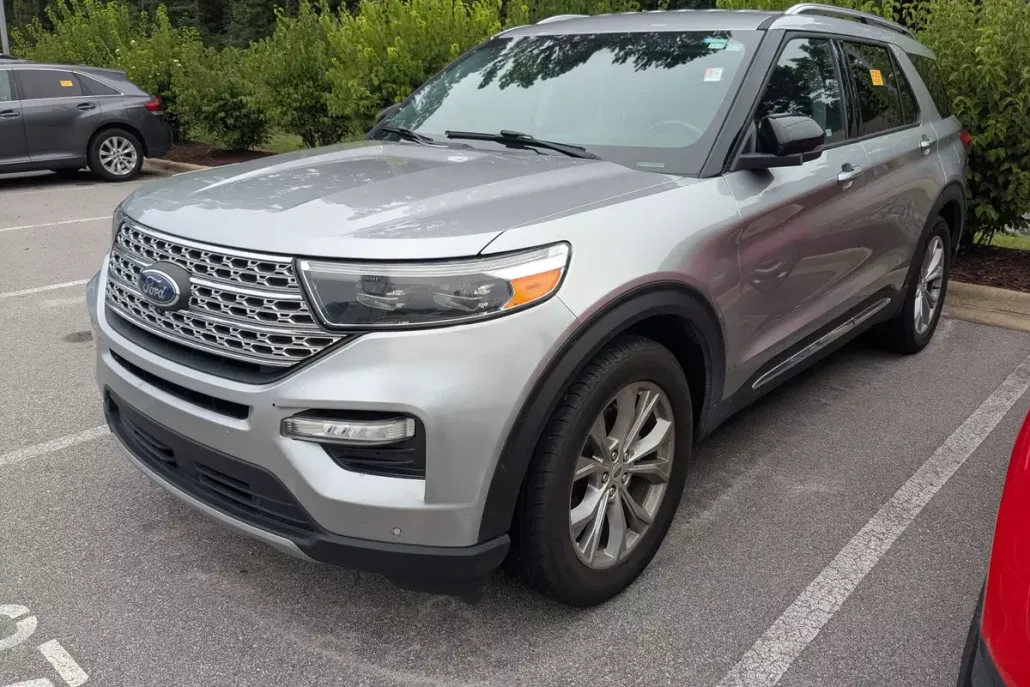 2022 Ford Explorer Limited photo 1