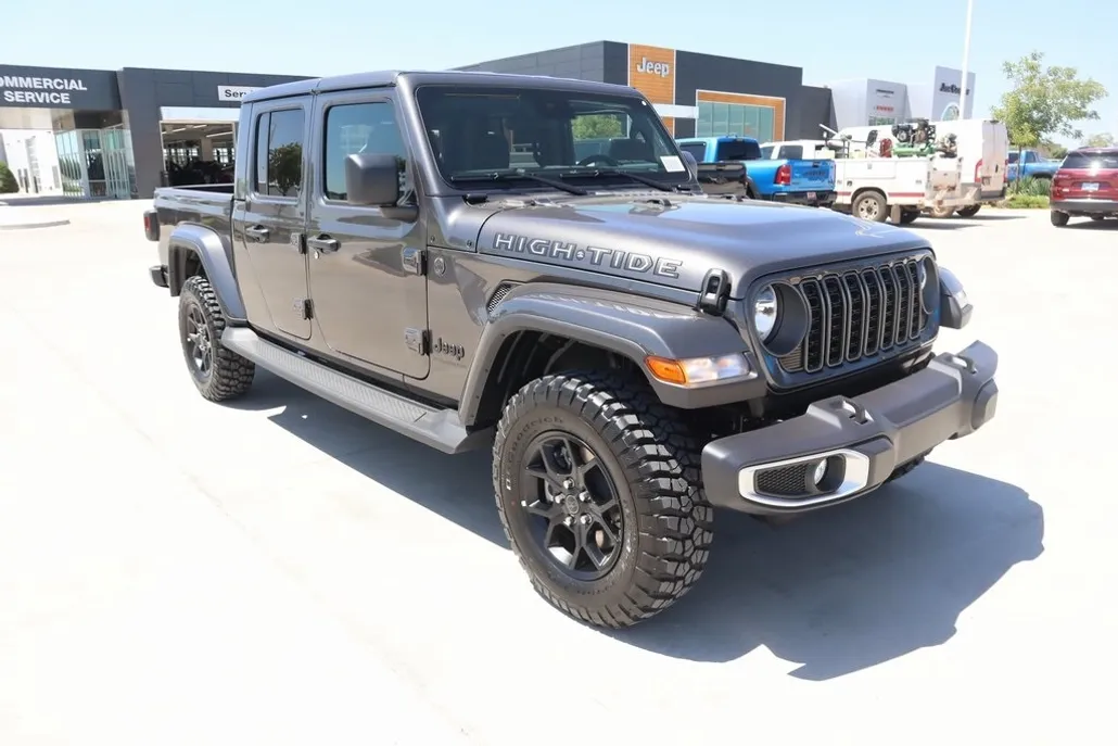 2025 Jeep Gladiator Sport photo 1