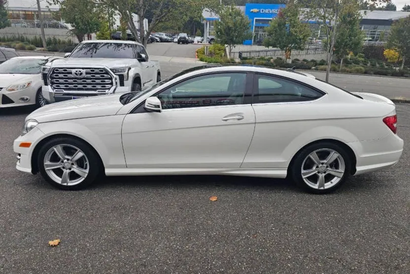 2014 Mercedes Benz C 250 photo 1