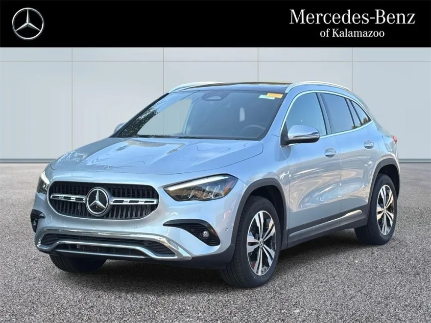2025 Mercedes Benz GLA 250 4MATIC photo 1