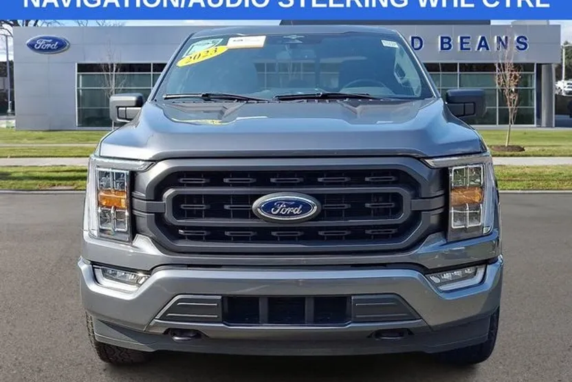 2023 Ford F-150 XLT photo 1