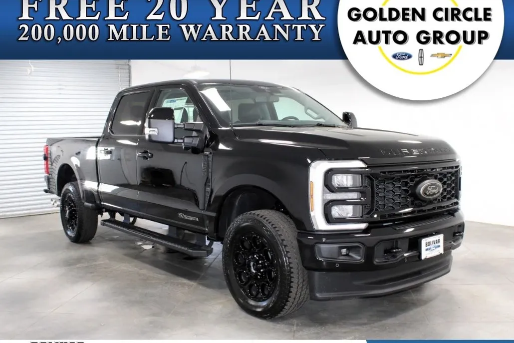 2025 Ford F-250 Lariat photo 1